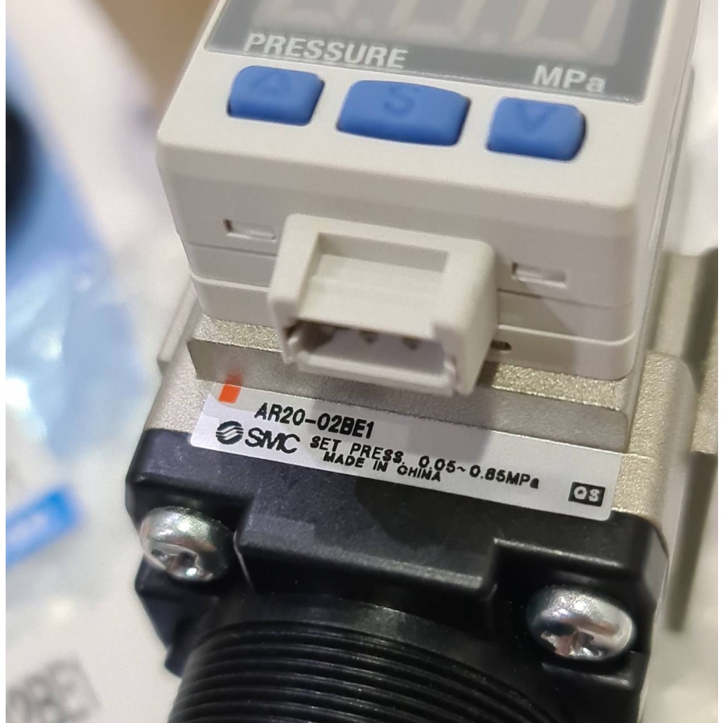 SMC AR2002BE1 ISE35N25M Pneumatic Air Pressure Regulator with