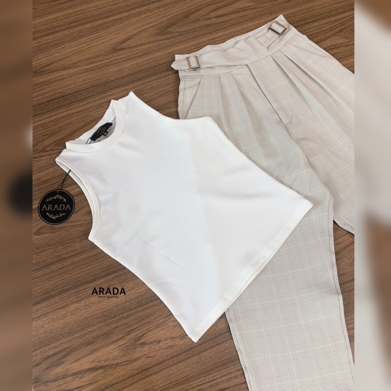 เซตเสื้อกล้ามสีขาว-กางเกงขายาวสีครีม-label-arada