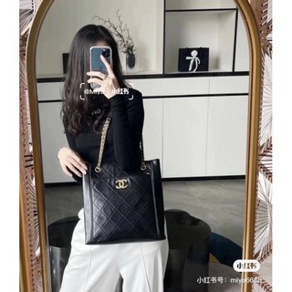 กระเป๋า​สะพาย​ข้าง​ Chanel​