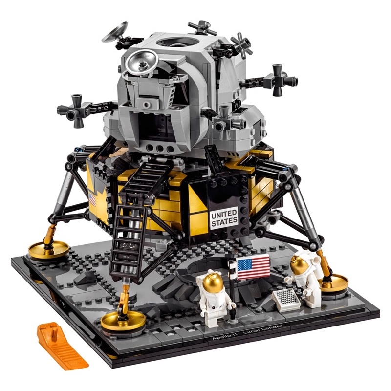 lego-creator-10266-nasa-apollo-11-lunar-lander