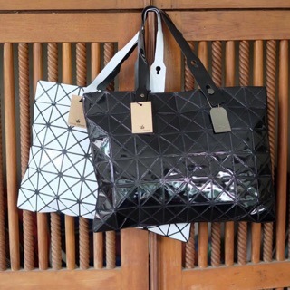 David Jones  กระเป๋า ทรง Tote