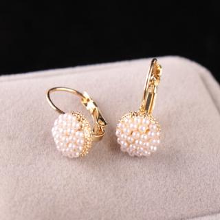 1 Pair New Fashion Jewelry Women Lady Elegant Simulation Pearl Beads Ear Stud Earrings A Direct Sale