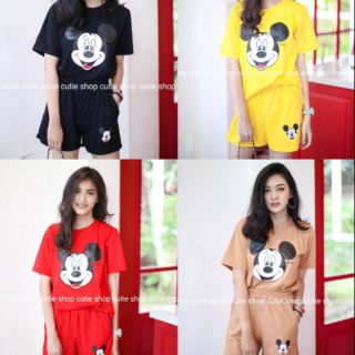 เซทเสื้อแขนสั้นกับกางเกงขาสั้น สกรีน Mickey Mouse