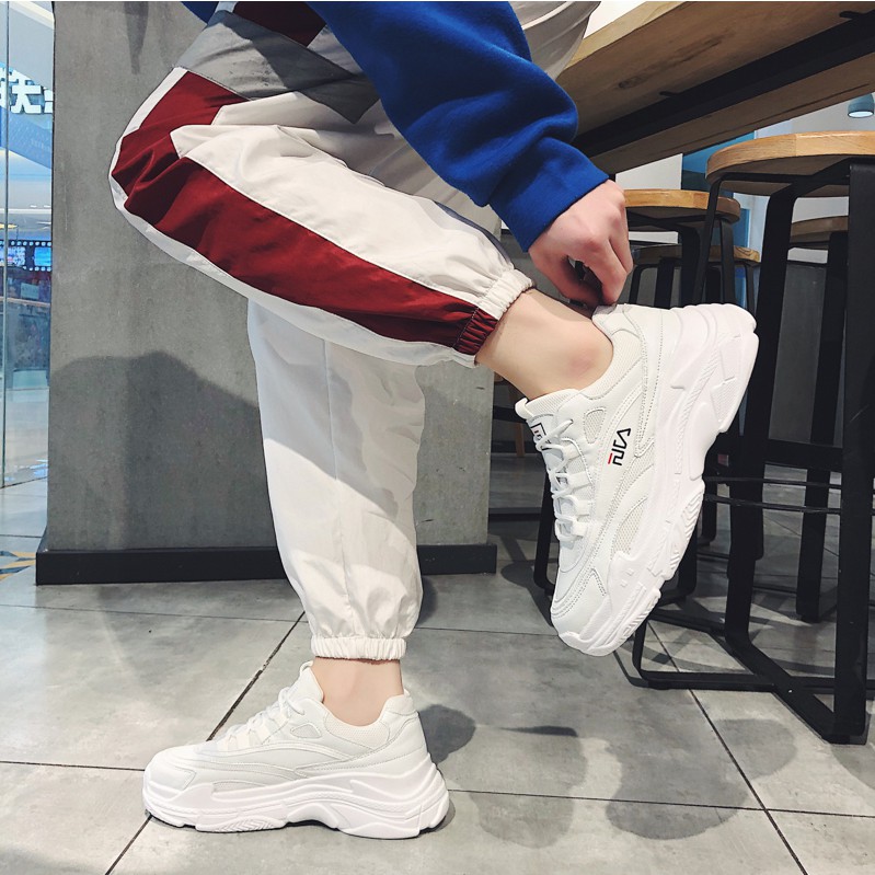 ภาพสินค้ารองเท้าผู้ชายรองเท้าน้ำฤดูใบไม้ผลิปี 2021 เทรนด์เกาหลีรุ่นใหม่ของรองเท้าสีขาวที่เข้ากันได้ทั้งหมดรองเท้ากีฬาและรองเท้าวิ จากร้าน sunqibig04 บน Shopee ภาพที่ 4