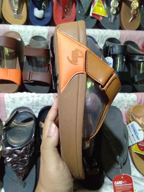 รองเท้า-fitflop-ก๊อป