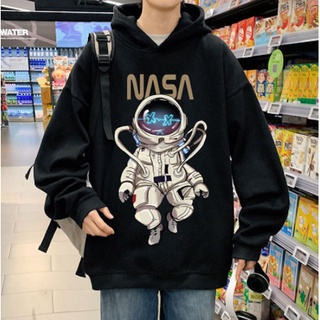 ภาพหน้าปกสินค้าพร้อมส่ง🔥🔥 เสื้อกันหนาวมีฮู้ดสกินลายนักบินอวกาศ NASA ผ้าสำลีหนานุ่ม ST44 ที่เกี่ยวข้อง