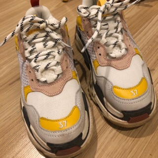 Balenciaga Triple S sneaker Size37