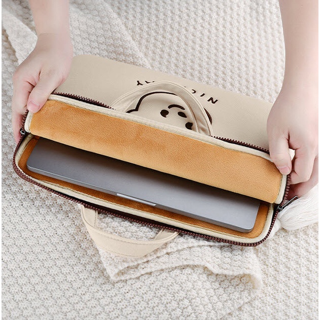 กระเป๋าโน๊ตบุ๊คพี่หมี-15-6-สำหรับใส่โน๊ตบุ๊ค-notebook-bag-notebook-case-กระเป๋าคอมพิวเตอร์-ซองแมคบุ๊คโน๊ตบุ๊ค-กันกระแทก