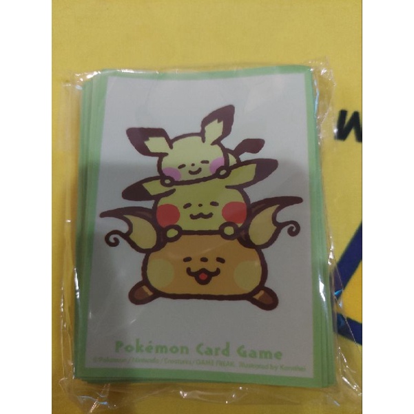 pokemon-tcg-pokemon-card-game-deck-shield-ซองใส่การ์ดโปเกมอนลายpichu-pikachu-raichu-designed-by-kanahei-64ซองมือ1ของแท้