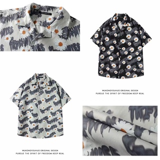 เสื้อเชิ้ตแขนสั้นลําลอง ทรงหลวม ลายดอกไม้ สไตล์ฮาวาย อินเทรนด์ยอดนิยม เหมาะกับเดินชายหาด สําหรับผู้ชาย และคู่รัก