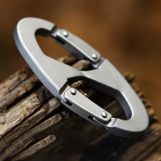 8-shaped carabiner quick-hanging multi-function