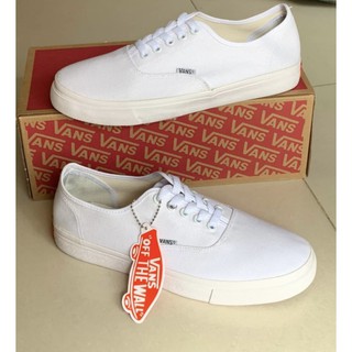 VANS รองเท้าผ้าใบผูกเชือกใส่ได้ทั้งชายหญิง