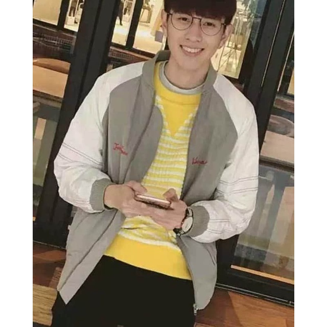 ส่งฟรีจ้า-เสื้อคลุมแจ๊คเก็ตทูโทนสีเขียว-แขนสีขาว-ด้านหลังปักลายชินจัง