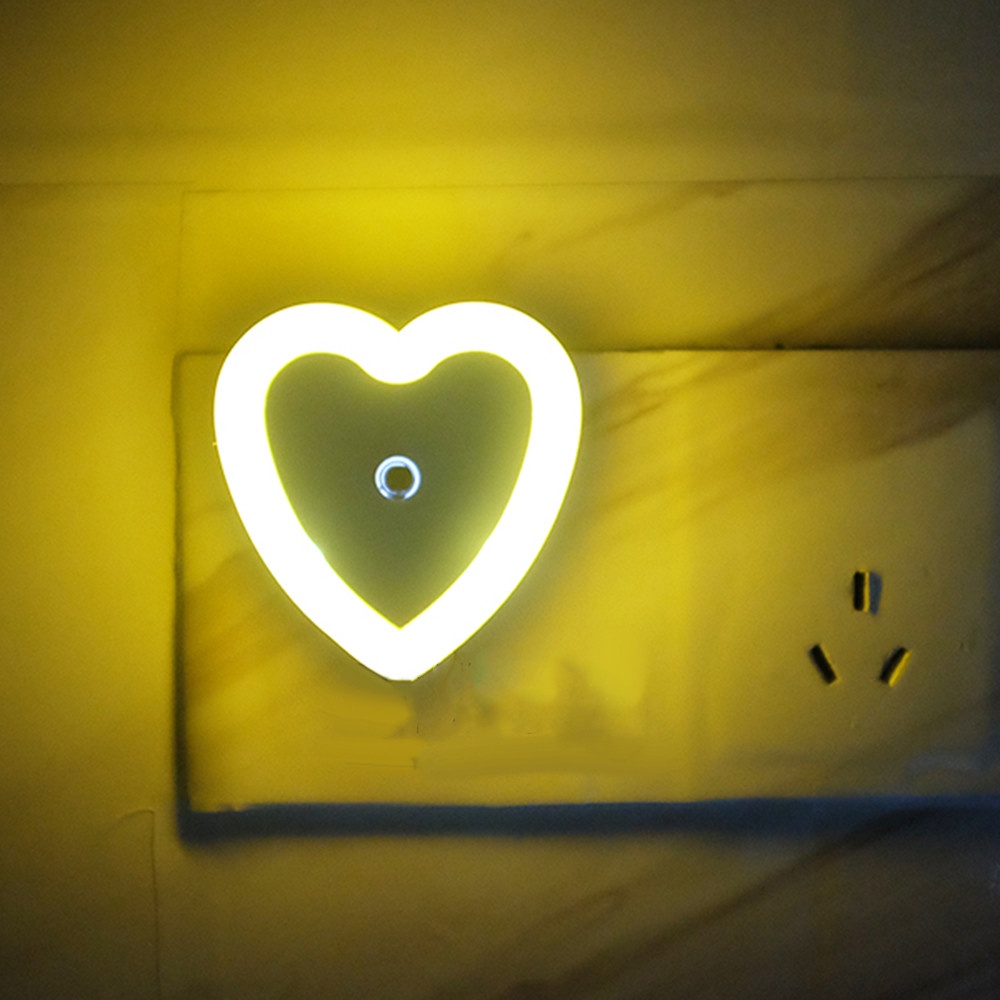 ภาพสินค้าโคมไฟอัตโนมัติ Plug-In Night Light รูปหัวใจเซนเซอร์น่ารักติดผนังบ้าน จากร้าน yankun88.th บน Shopee ภาพที่ 6