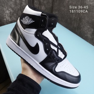 NIKE AIR Jordan1 AJ1 men and women black and white basketball shoes sneakers