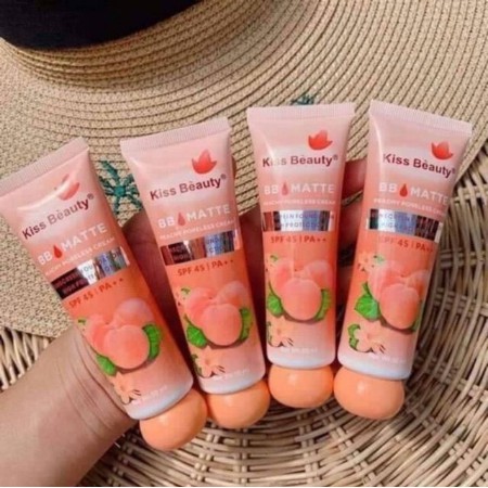 พร้อมส่ง-บีบีครีม-ลูกพีช-คุมมันกันแดดbb-matte-kiss-beauty-spf45-pa-รองพื้นลูกพีชkiss-beauty-ปกปิดดี-เนื้อเนียน