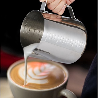 [ พร้อมส่งจากไทย ] กระบอกตวง แก้วตวงสแตนเลส ถ้วยตวงนม ขนาด 350มล.550มล. ถ้วยตวง สแตนเลส หม้อกาแฟ เครื่องครัว