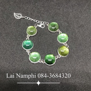 ภาพขนาดย่อของสินค้าข้อมือไหลน้ำพี้ (Lai Namphi) สีเขียวเข้ม+เขียวมรกต