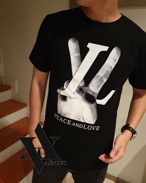 พร้อมส่ง-เสื้อยืด-สกรีน-งานป้าย-lv