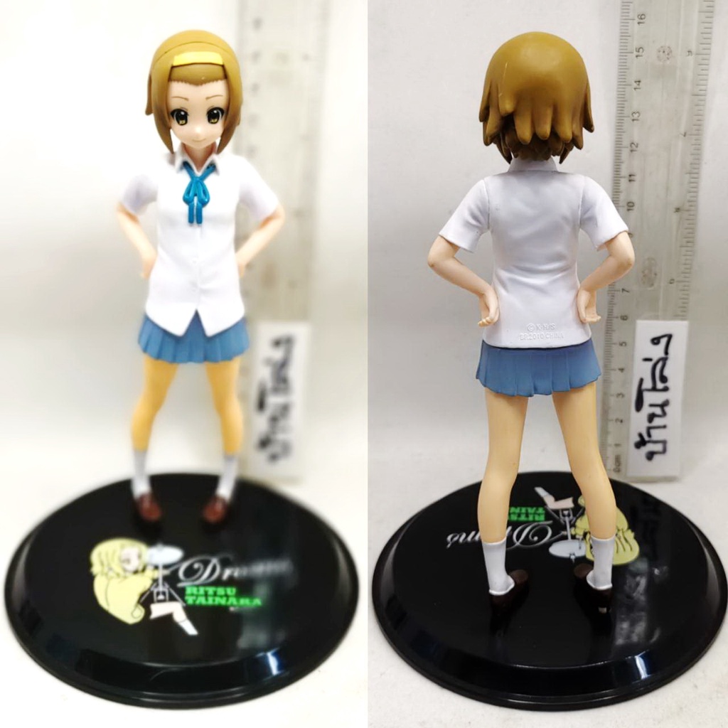 แท้-มือ2-banpresto-k-on-akiyama-mio-kumitateshiki-figure-kotobuki-tsumugi-tainaka-ritsu-houkago-tea-time-shuugou-vee