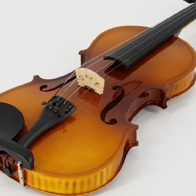 ไวโอลินไม้เกรดa-หลังลาย-pietro-ขนาด-3-4-violin-พร้อมกล่องใส่บุผ้ากำมะหยี่อย่างดีและอุปกรณ์ครบชุด-ใช้งานง่าย