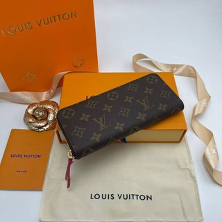 กระเป๋า​สตางค์​ Louis​Vuitton​