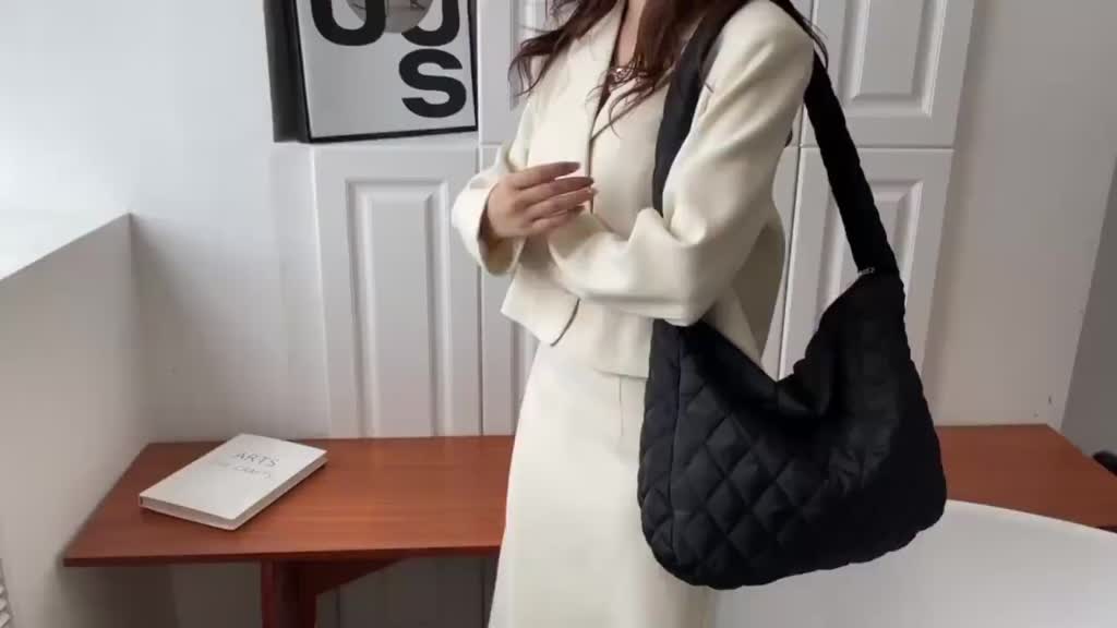 amikabag-mk1846-กระเป๋าสะพายไหล่ใบหญ่เป็นผ้าโพลีเอสเตอร์นุ่มๆ