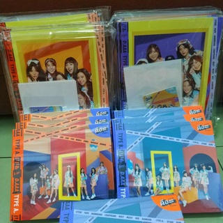 (พร้อมส่ง) CD & Photobook BNK48 10th Single ดีอะ มีรูปสุ่ม