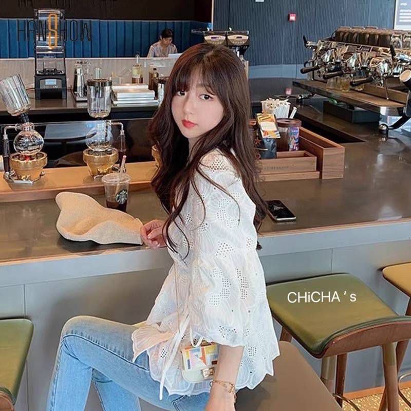 เสื้อคอตตอน-ปักฉลุ-คอวีทางป้าย-ใส่สวยค่ะ