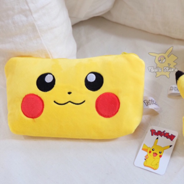 ภาพหน้าปกสินค้ากระเป๋าใส่ปากกาแบบหน้า Pikachu จากร้าน supermongkolkhempila บน Shopee