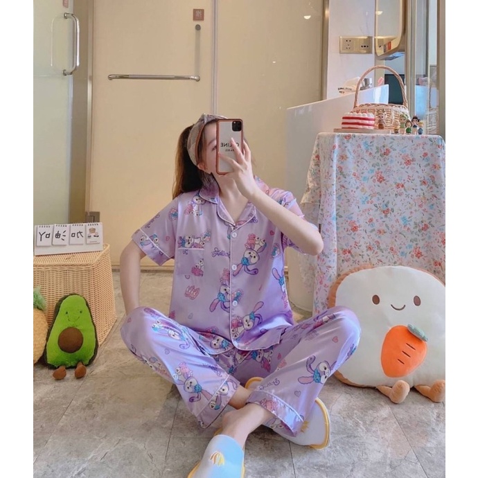 ชุดนอน ผ้าซาติน ลายการ์ตูน แขนสั้นขายาว | Shopee Thailand