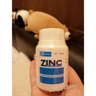 ภาพหน้าปกสินค้าZinc บรรจุ 100 เม็ด ( zinc sulfate 110  mg)​ 25mg. 100 tablets หมดอายุ(exp) 6/4/70 ซึ่งคุณอาจชอบสินค้านี้