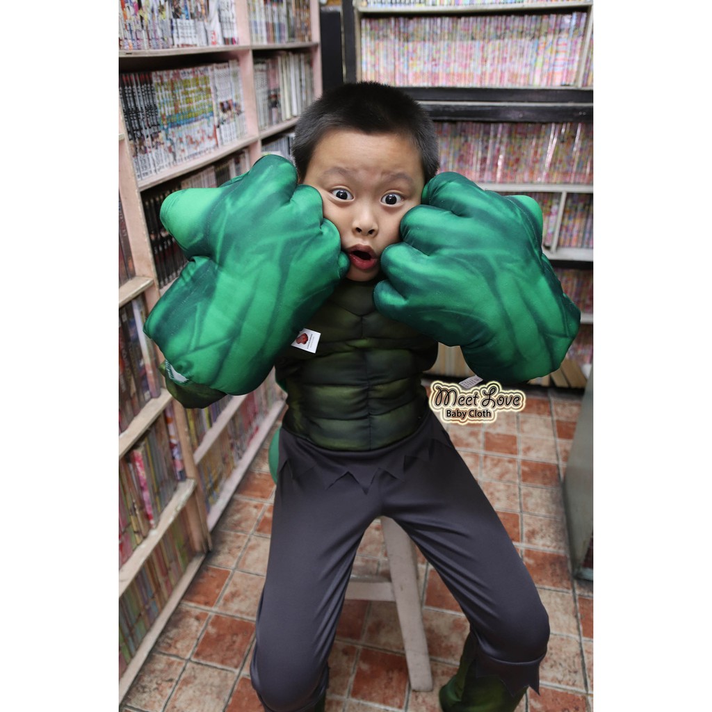 ภาพหน้าปกสินค้าถุงมือนวมฮัลค์ มือนวมยักษ์เขียว Hulk Gloves จากร้าน meetlovecosplay บน Shopee