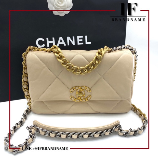 Used once !! Chanel 19 flap bag size :30 holo30 shop Thai 01/2022