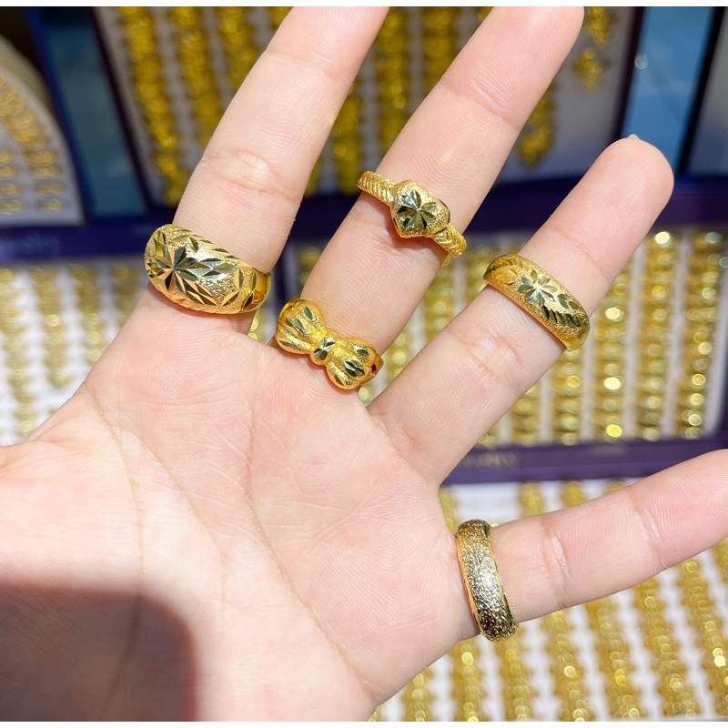 ภาพหน้าปกสินค้าแหวนทองปลอมเหมือนแท้ งานสวย ถ่ายจากสินค้าจริง ใส่อาบน้ำได้ บริการเก็บเงินปลายทาง