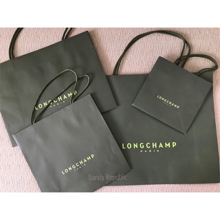ภาพหน้าปกสินค้าถุงกระดาษสำหรับกระเป๋า Longchamp ที่เกี่ยวข้อง