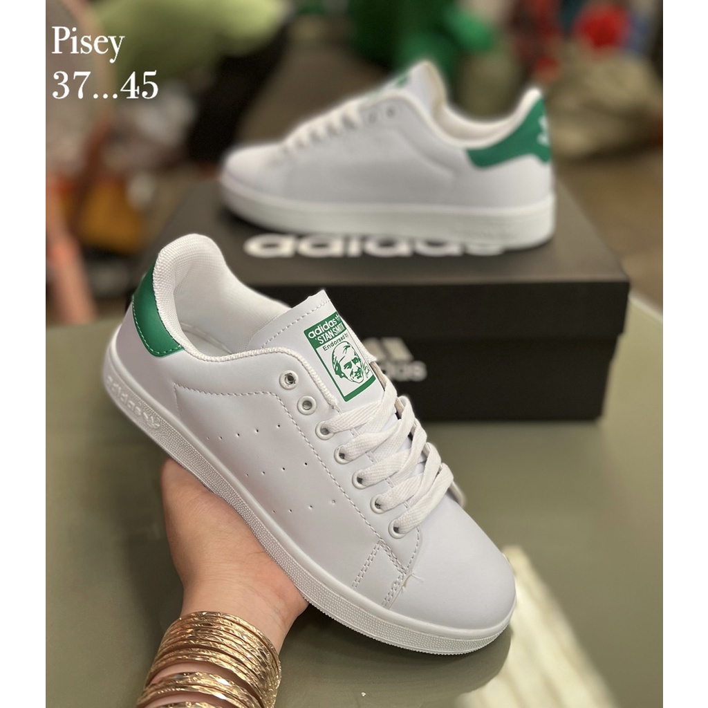 รองเท้าผ้าใบผู้ชาย Stan Smith ใส่สบาย เบา ทรงสวย ใส่ทำงาน