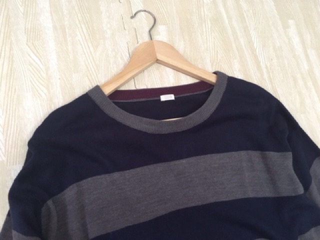 gu-sweater-size-s-สภาพใหม่