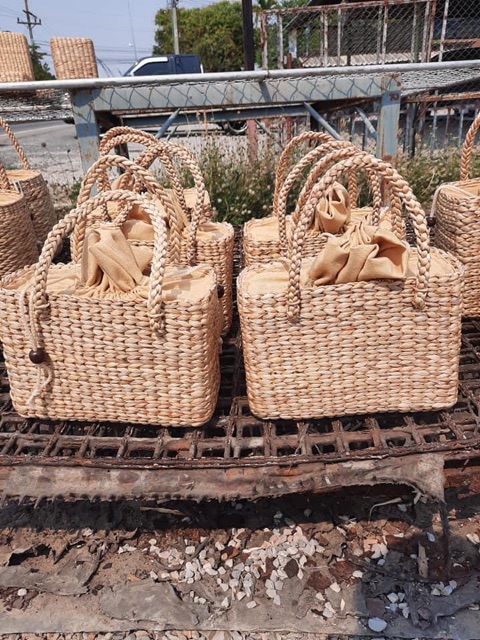 natural-woven-bags-กระเป๋าสาน-กระเป๋าผักตบชวา-ของขวัญ-ของฝาก-ของชำร่วย-handmade-bag