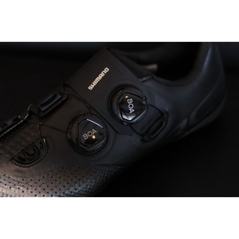 รองเท้าปั่นจักรยานเสือหมอบ-shimano-rc702-พื้นคาร์บอน-ตัวใหม่ล่าสุด-ของแท้