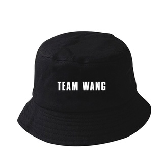 0แท้จริง หมวก ทีมหวัง Team wang  JACKSON WANG GOT7 KPOP หมวกบักเก็ตพิมพ์ลาย สไตส์เกาหลี