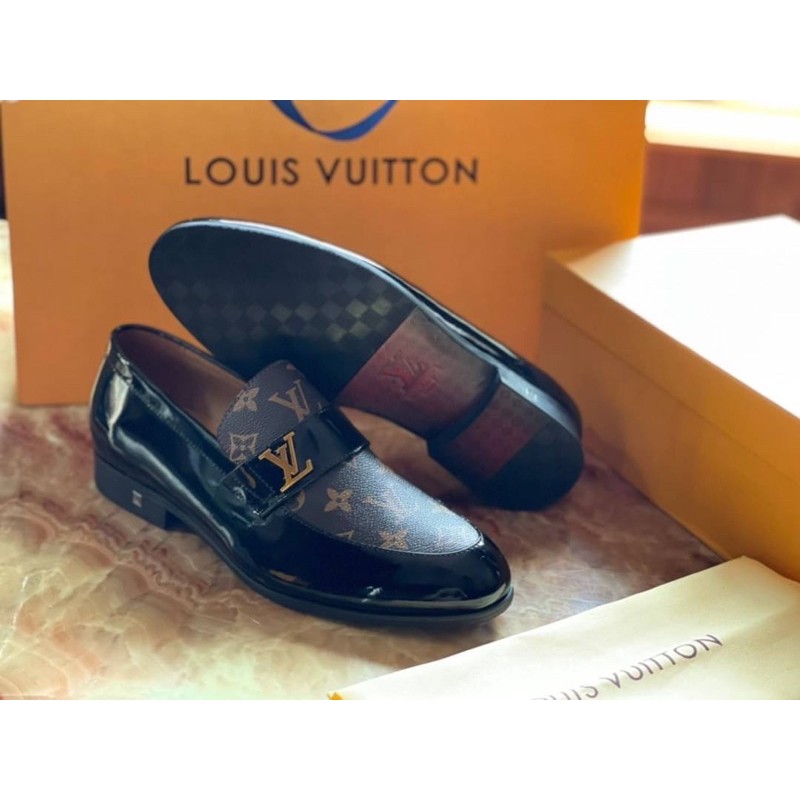 รองเท้าหนังแบบสวม-louis-vuitton