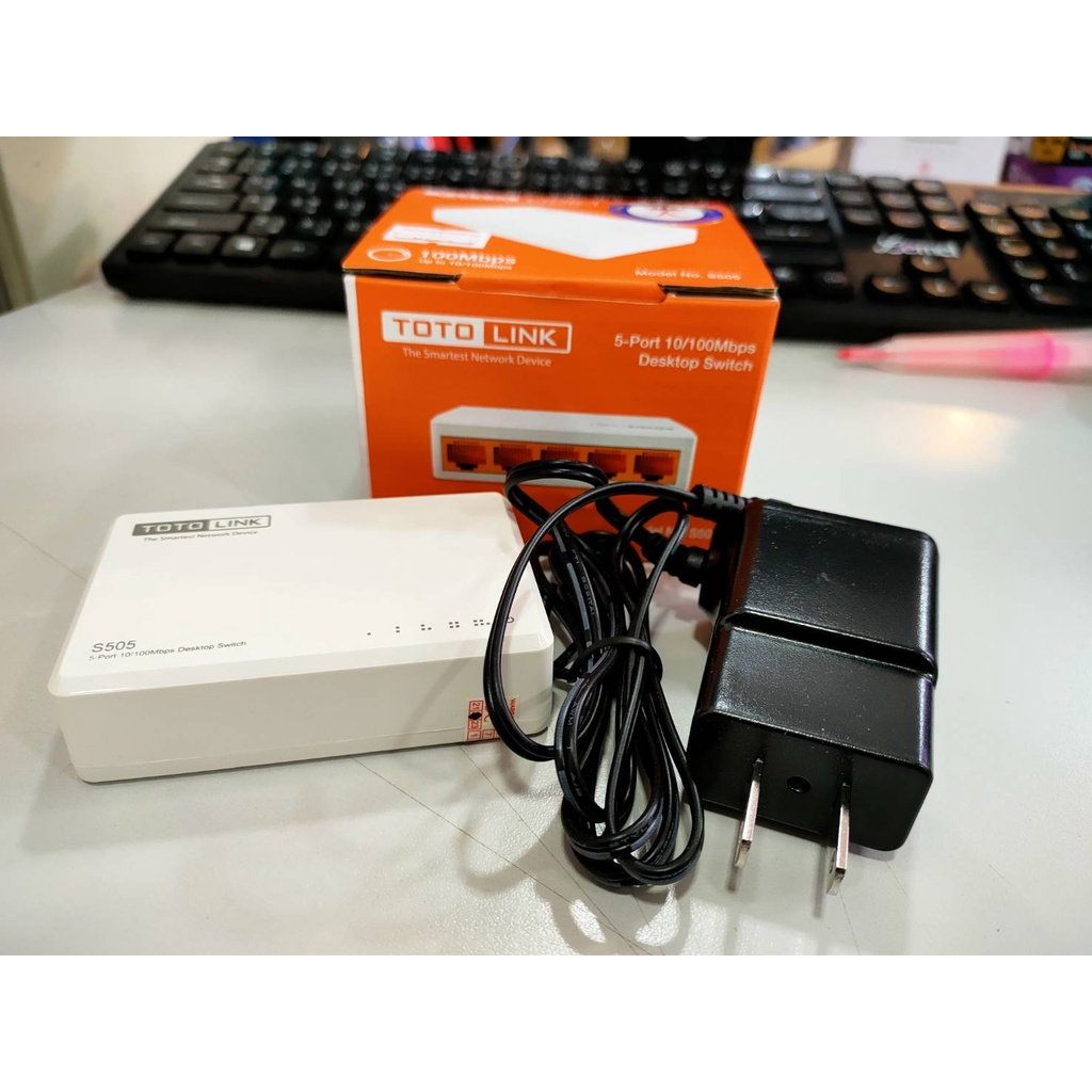 desktop-switch-5-port-10-100mbps-สำหรับต่อสายแลนด์รับได้-5ช่อง-ยี่ห้อ-totoiink