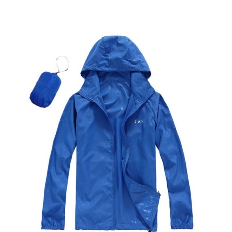 ภาพหน้าปกสินค้าเสื้อกันแดด เสื้อกันยูวี ผ้าบางเบาใส่สบาย UPF50 สีน้ำเงิน