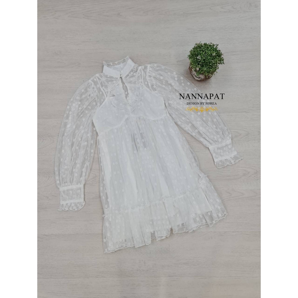 nannapat-dress-น่ารัก-ดูดีมีราคา-ดารา-เซเล็ปใส่เยอะคะ-ผ้าลูกไม้ซีทรูนุ่มใส่วบาย-มีชั้นในอย่างดี-สามารถสวมได้เลยคะ-แขนพอง