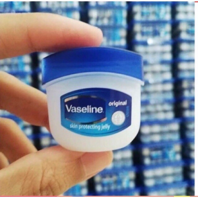 ภาพหน้าปกสินค้าVaseline อินเดีย mini  วาสลีน จิ๋ว นำเข้าจากอินเดีย ลิปบำรุงริมฝีปาก ไม่มีกลิ่น ไม่มีสี จากร้าน talatphlu_beauty บน Shopee