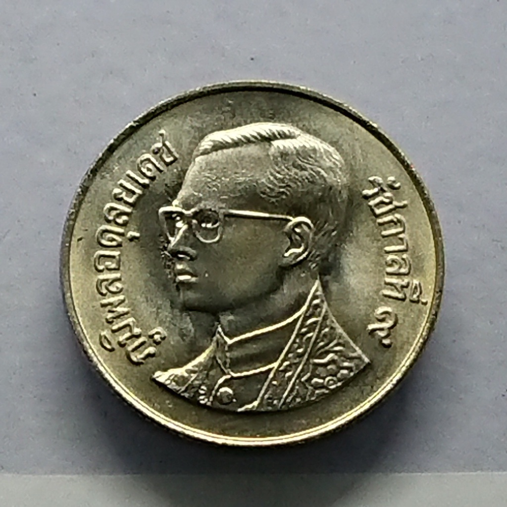 เหรียญหมุนเวียน-1-บาท-หลังวัดพระศรืๆ-2531-ไม่ผ่านใช้-unc