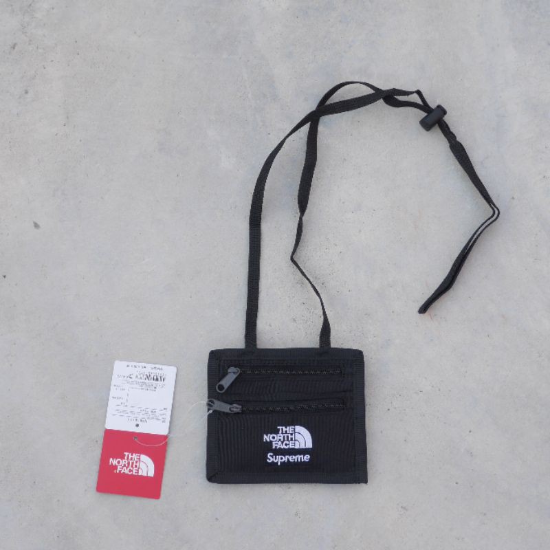 Supreme x The North Face Expedition Travel Wallet | Shopee
