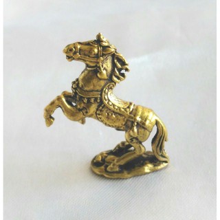 ภาพขนาดย่อของภาพหน้าปกสินค้ารูปปั้นม้า รูปหล่อม้า ม้าทองเหลือง ม้าฮวงจุ้ย ม้า จากร้าน nannapas6162 บน Shopee ภาพที่ 4