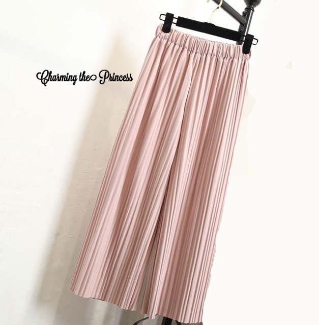 sale-classic-pleated-pants